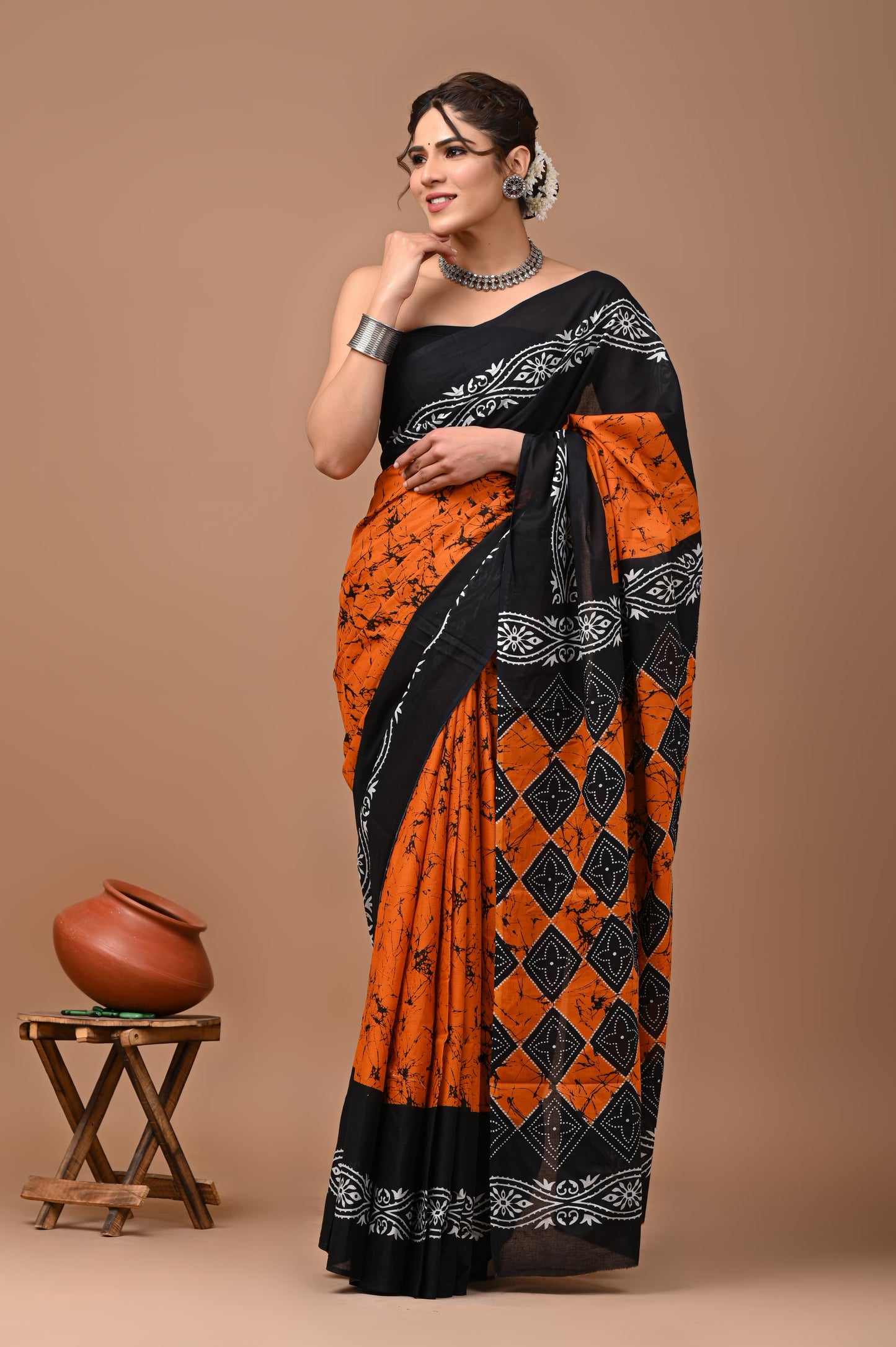 Printed Mulmul Cotton Saree With Pom Pom Lace