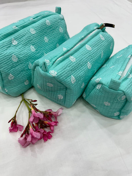 Toiletry bag kit of 3 bags