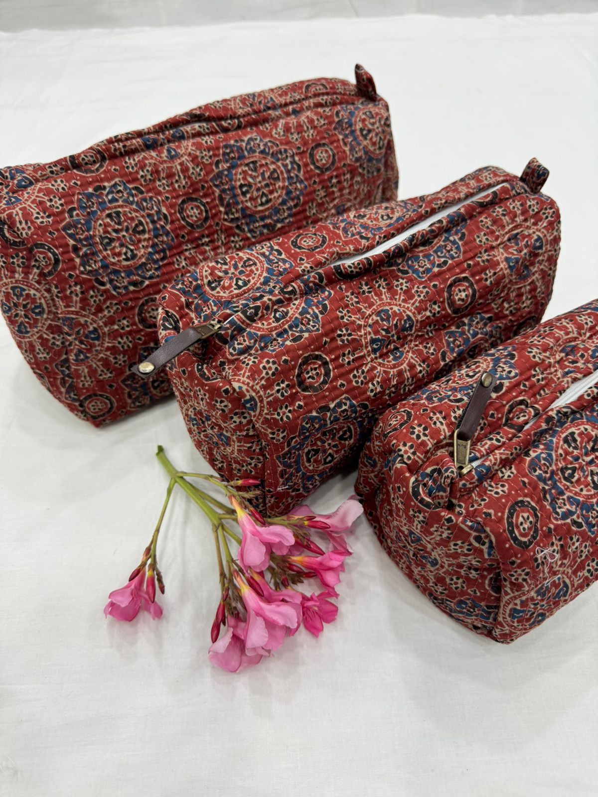 Toiletry bag kit of 3 bags