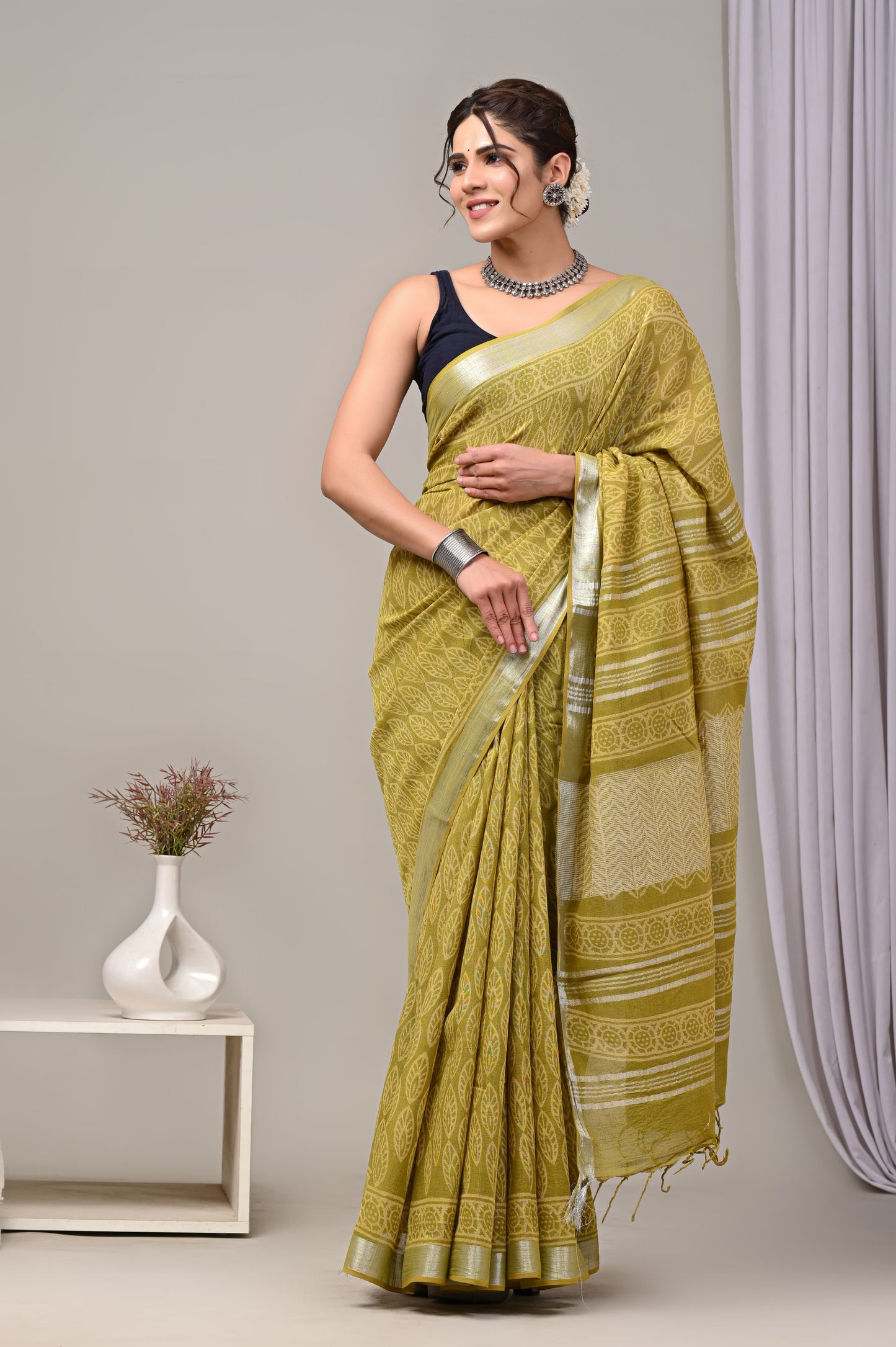 Hand Block printed Linen Saree with Blouse