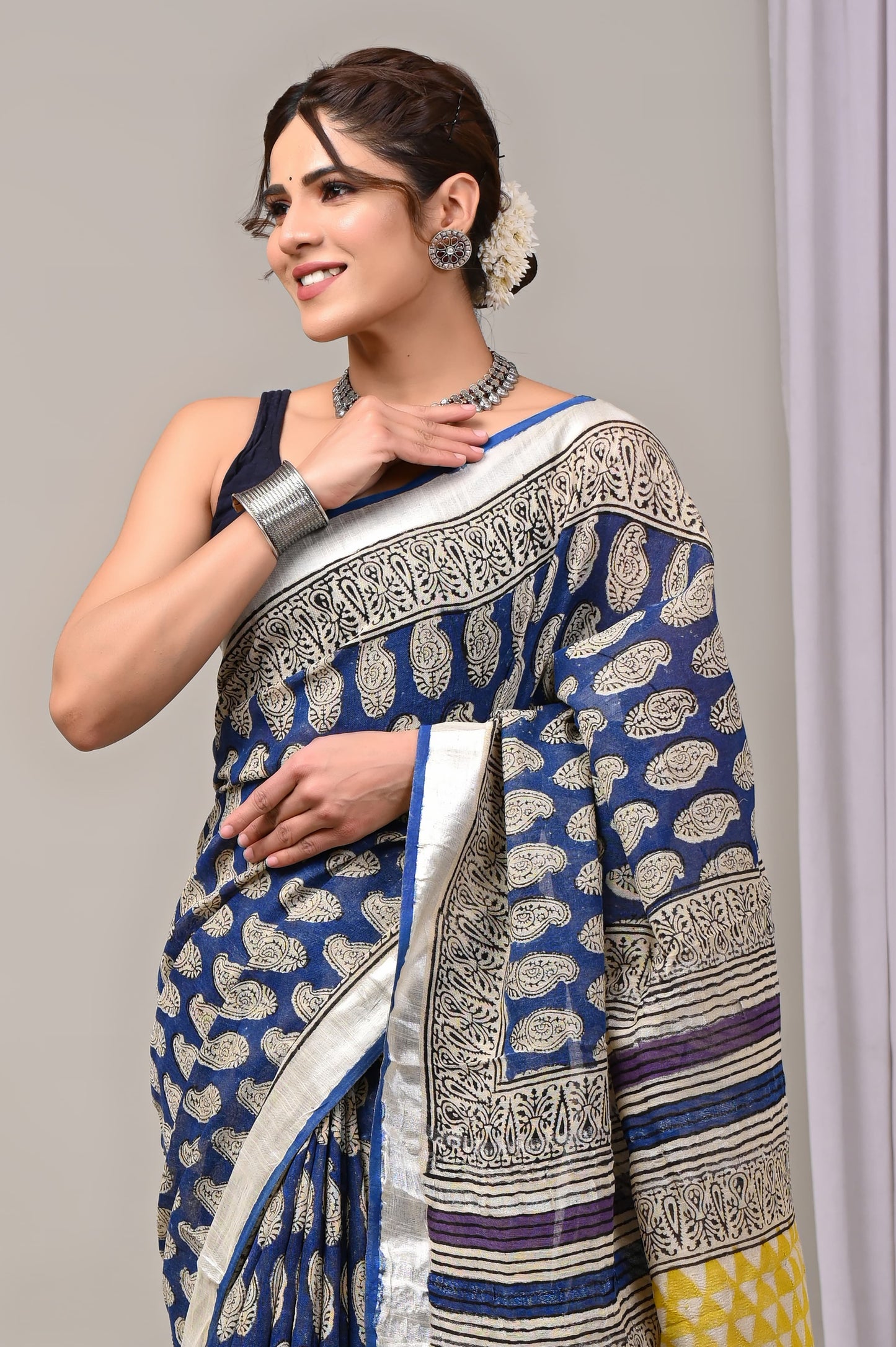 Hand Block printed Linen Saree with Blouse