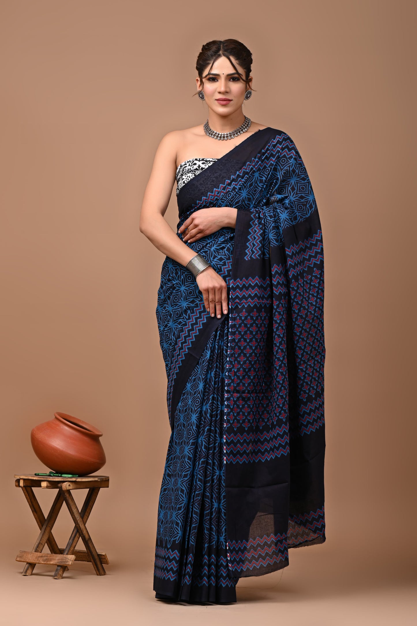 Printed Mulmul Cotton Saree With Pom Pom Lace