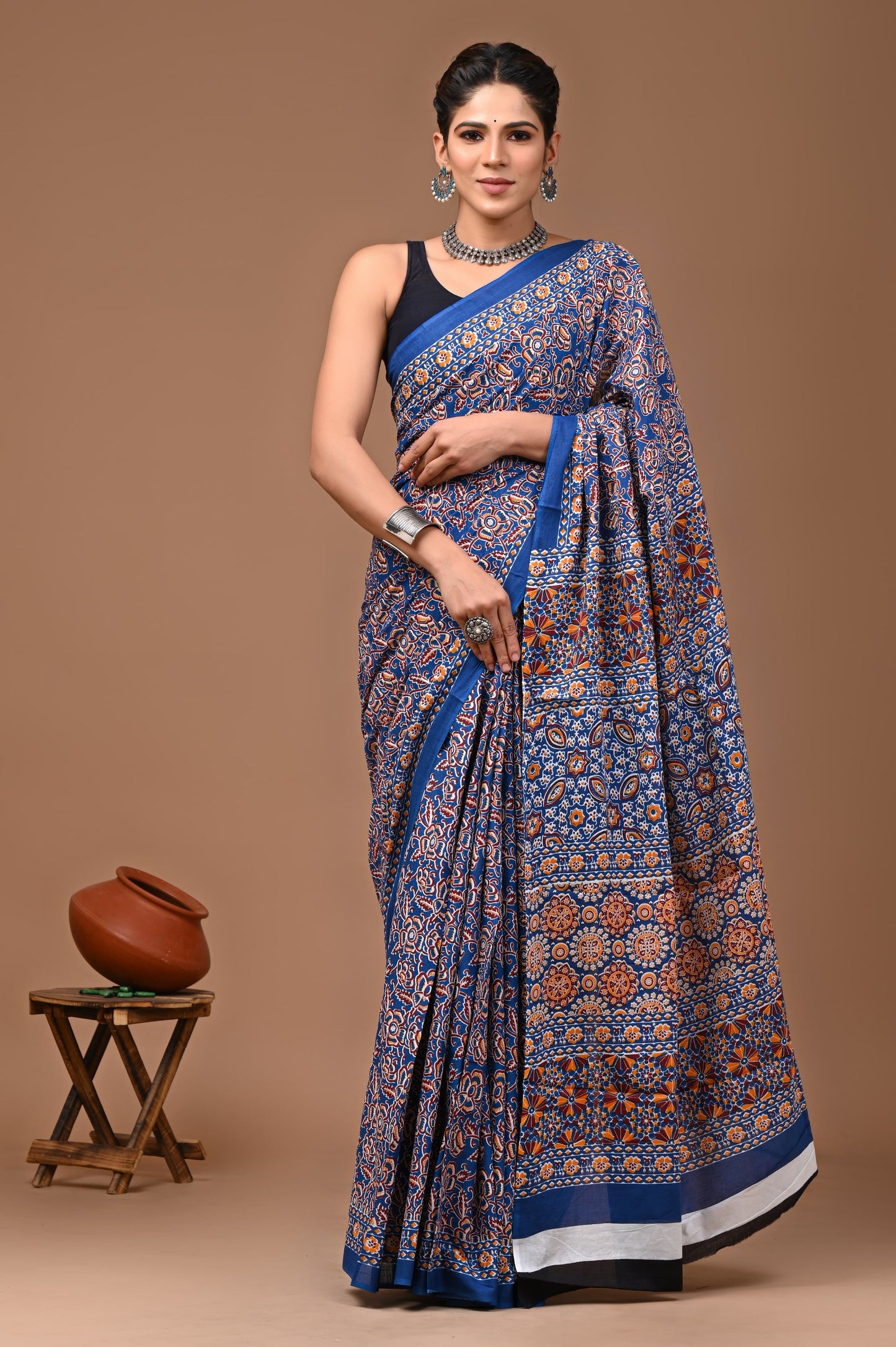 Printed Mulmul Cotton Saree With Pom Pom Lace