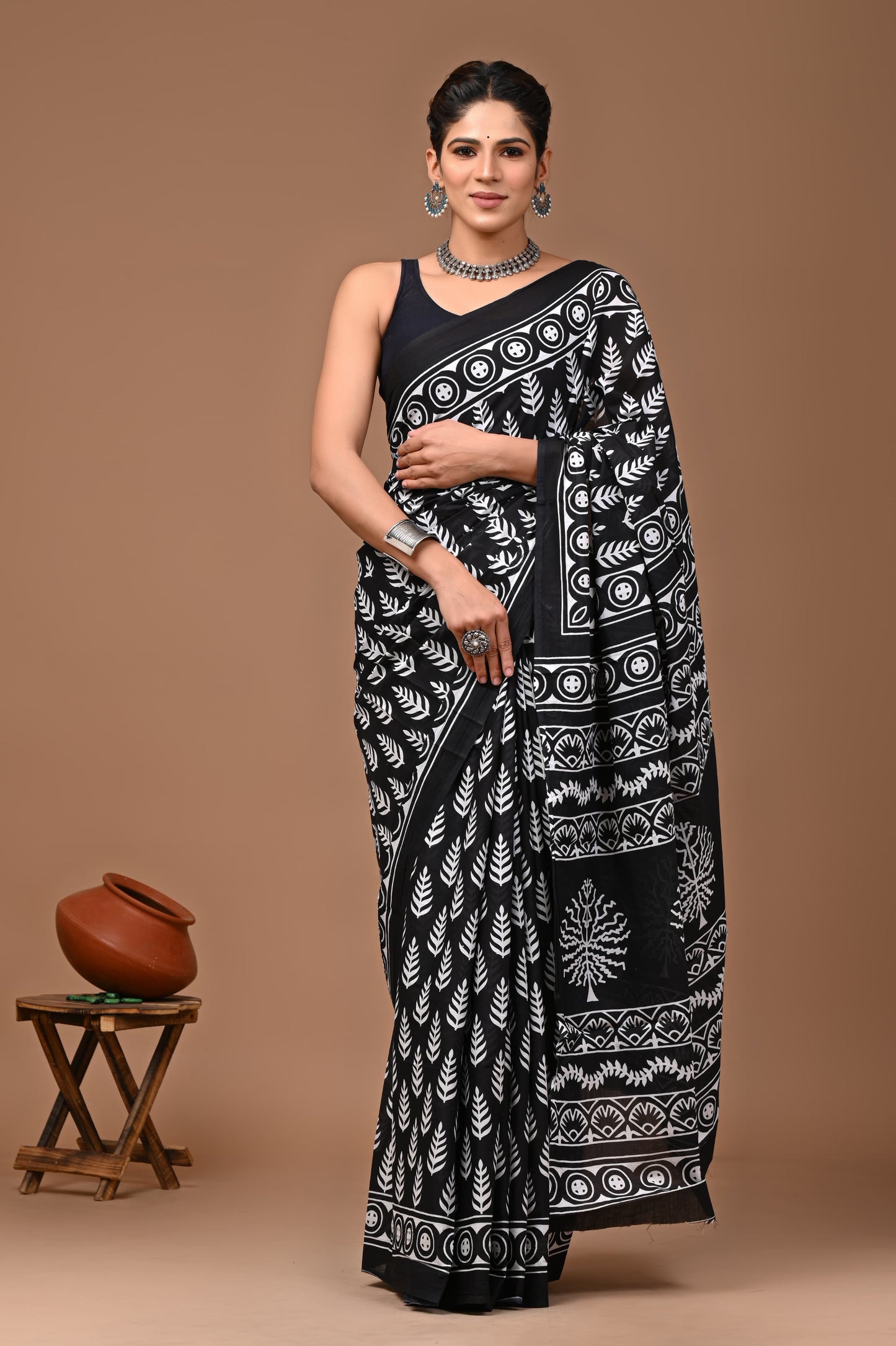 Printed Mulmul Cotton Saree With Pom Pom Lace