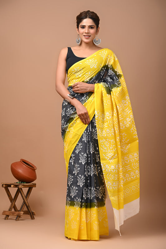 Printed Mulmul Cotton Saree With Pom Pom Lace