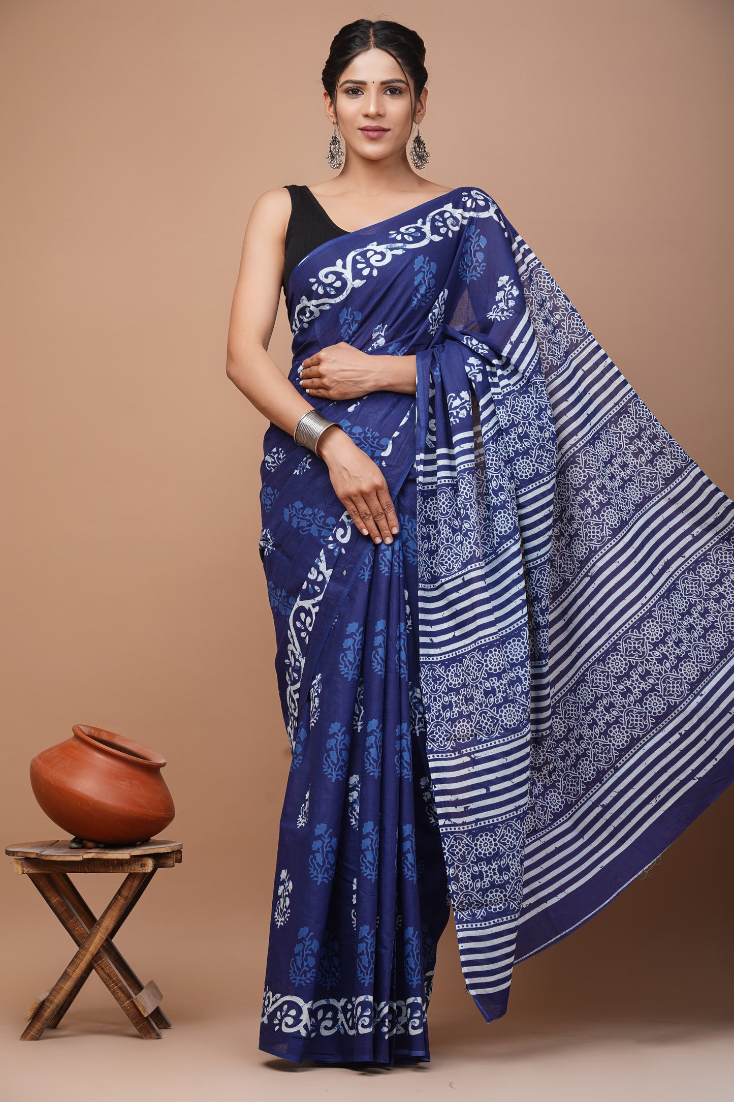 Printed Mulmul Cotton Saree With Pom Pom Lace