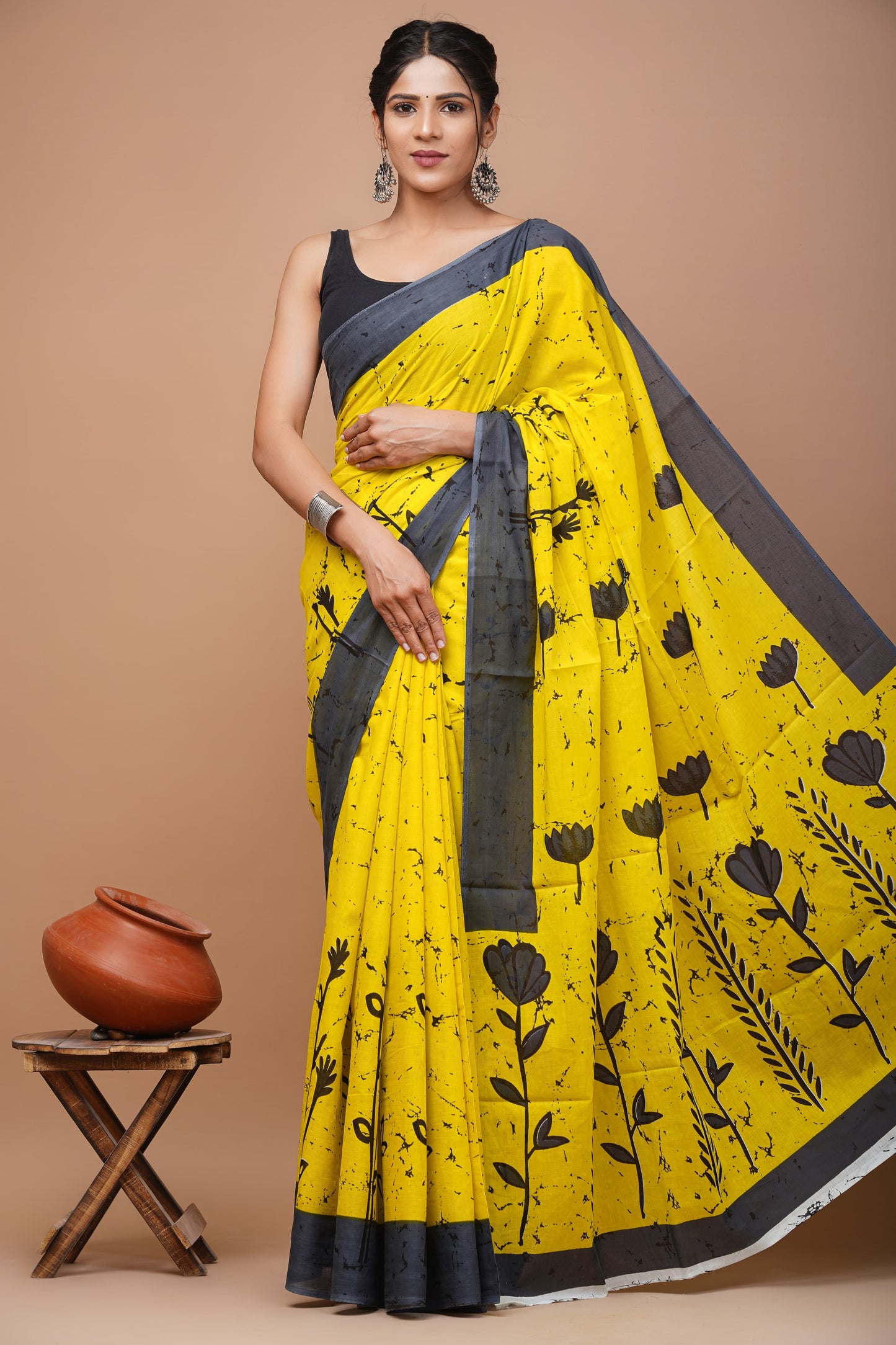 Printed Mulmul Cotton Saree With Pom Pom Lace