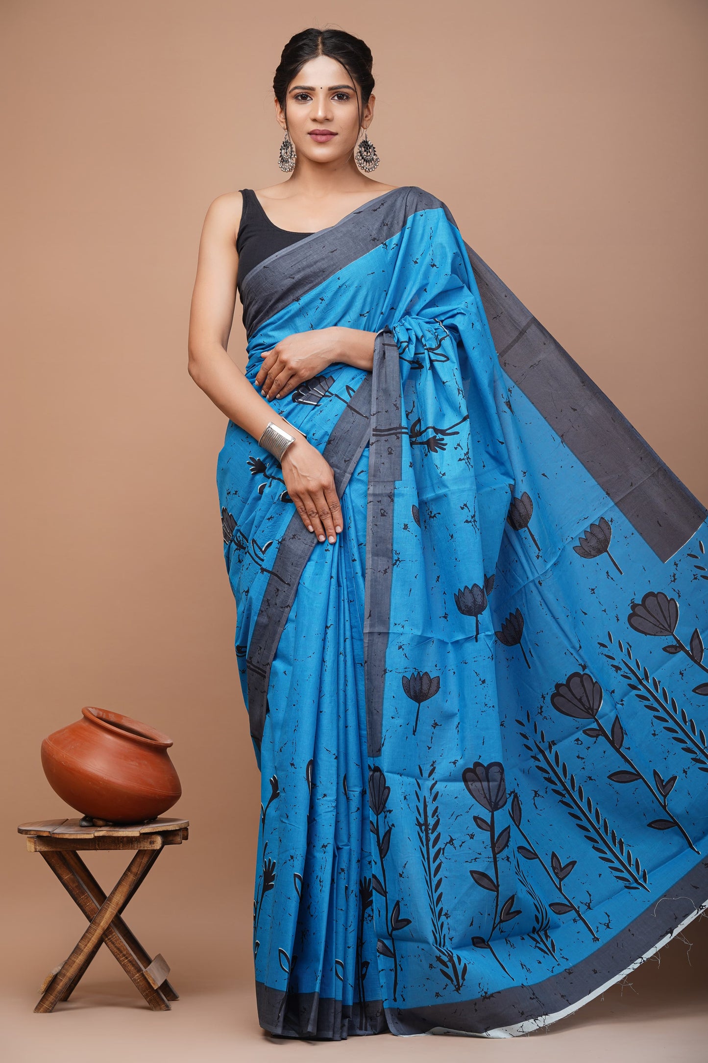 Printed Mulmul Cotton Saree With Pom Pom Lace