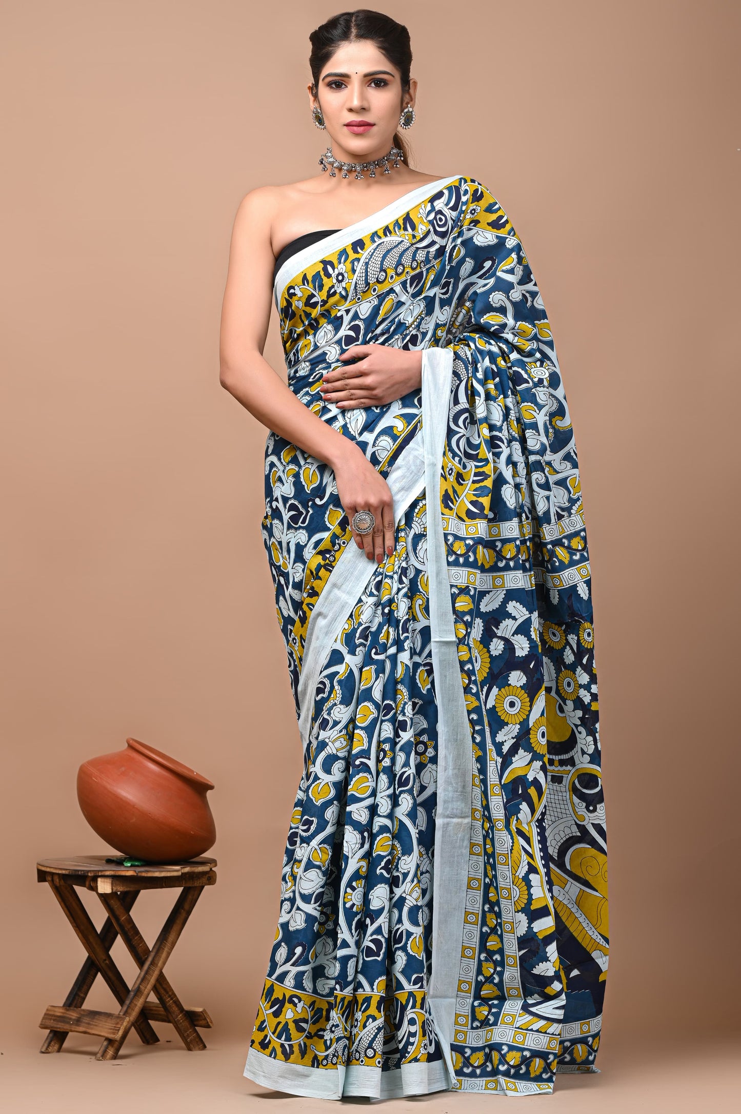 Printed Mulmul Cotton Saree With Pom Pom Lace