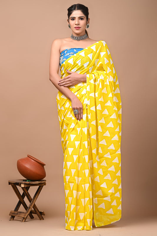 Printed Mulmul Cotton Saree With Pom Pom Lace